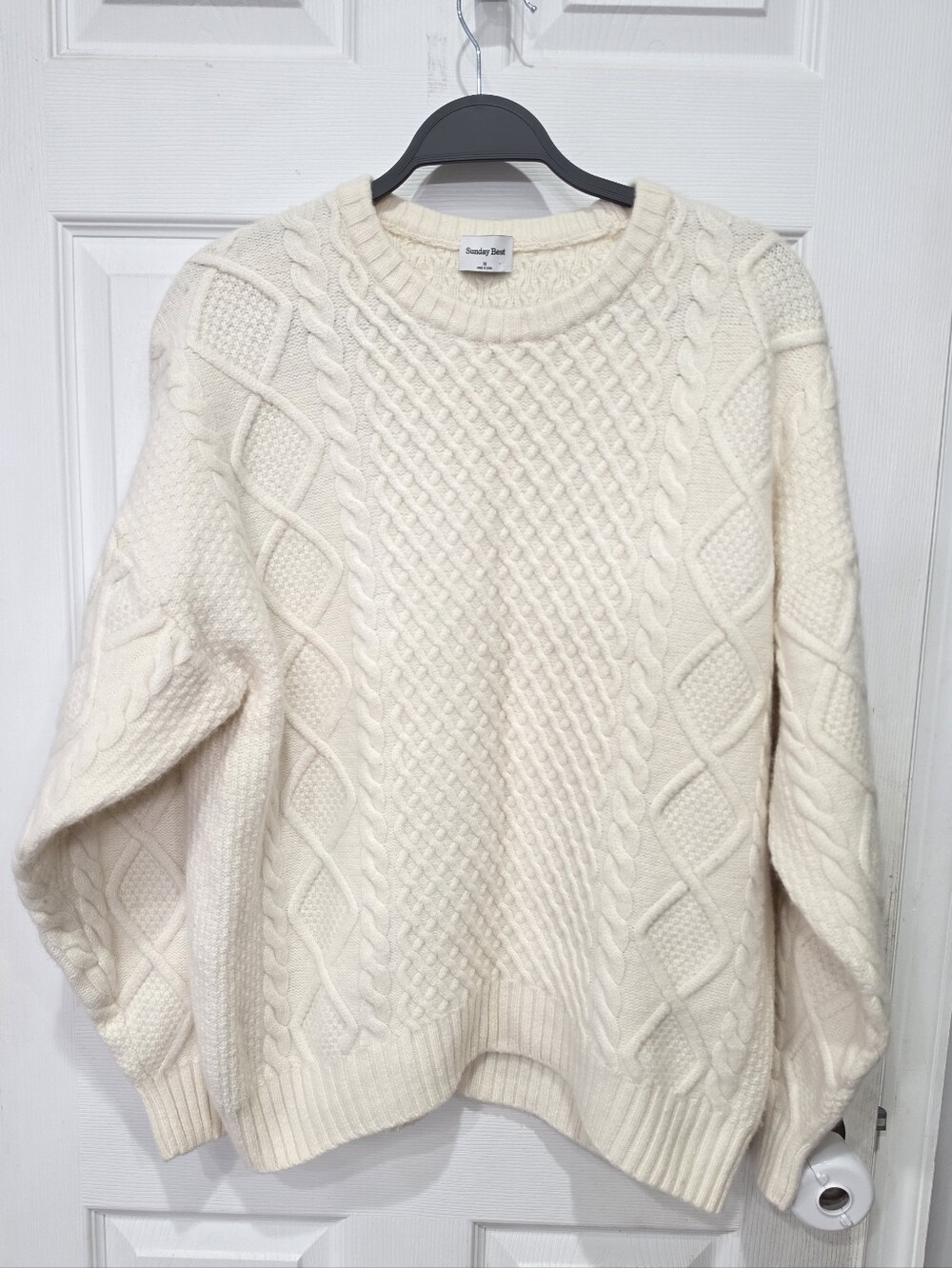 - Cream - Picture 4 of 15